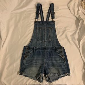 Abercrombie & Fitch Overall Shorts